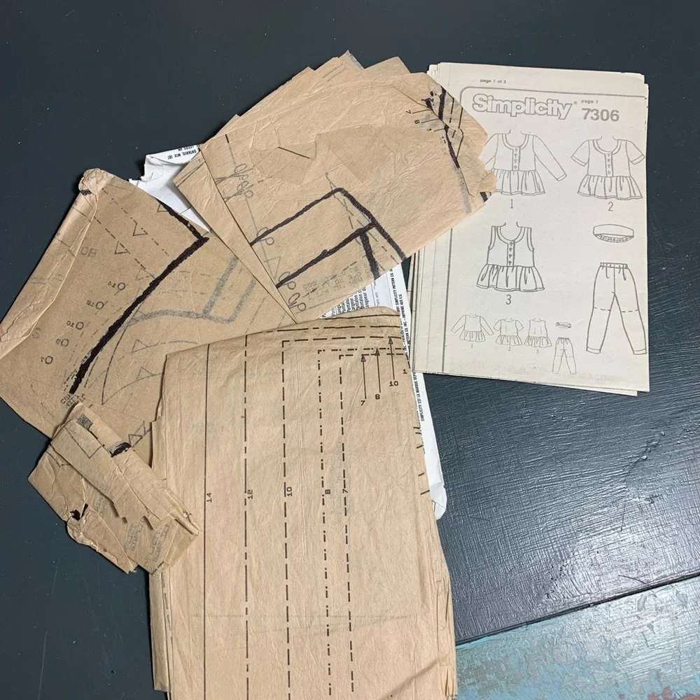 Simplicity Easy to Sew Dress Pattern from 90s